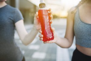 bebidas deportivas, bebidas isotonicas para mejorar la hidratación